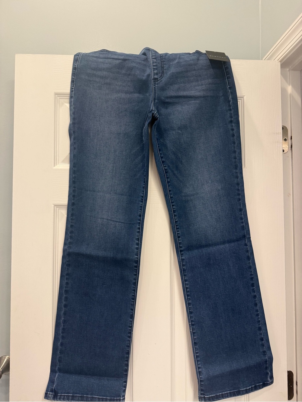 NWT Rekucci Secret Figure Denim Jeans Womenâs Size 8 Dark Wash